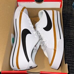 Nike Court Legacy NN